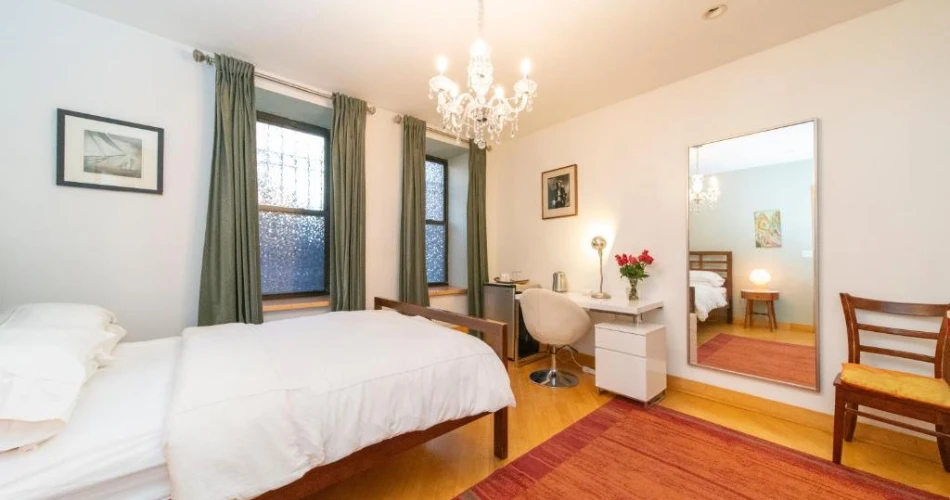 Stay Close to Campus: Top Hotels Near Columbia University, NYC